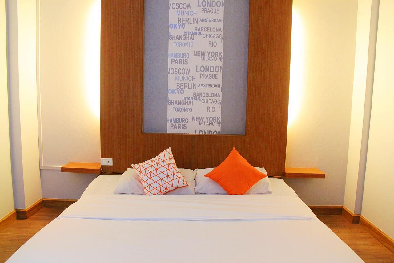 โรงแรมเรือนทิพย์ เชียงราย Ruean Tip Hotel Экстерьер фото