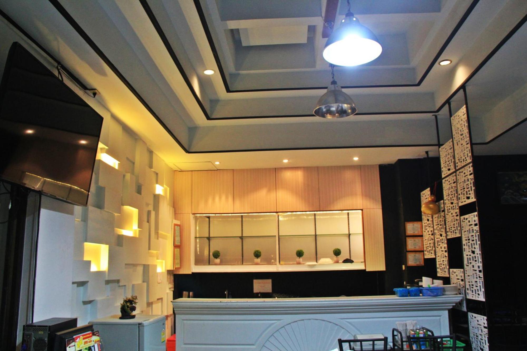 โรงแรมเรือนทิพย์ เชียงราย Ruean Tip Hotel Экстерьер фото