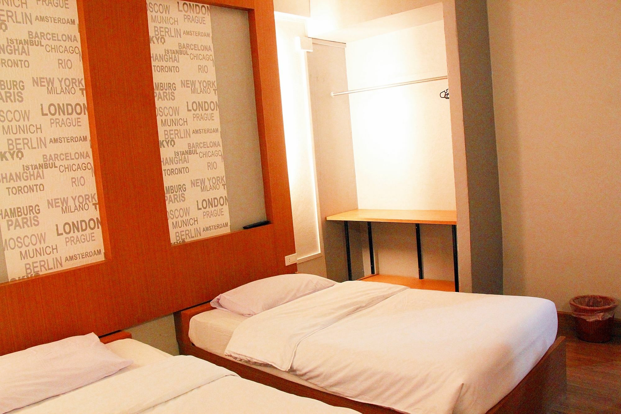 โรงแรมเรือนทิพย์ เชียงราย Ruean Tip Hotel Экстерьер фото